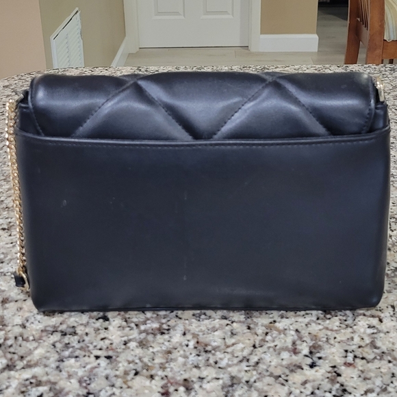 Black flip open, snap purse. - Picture 2 of 7
